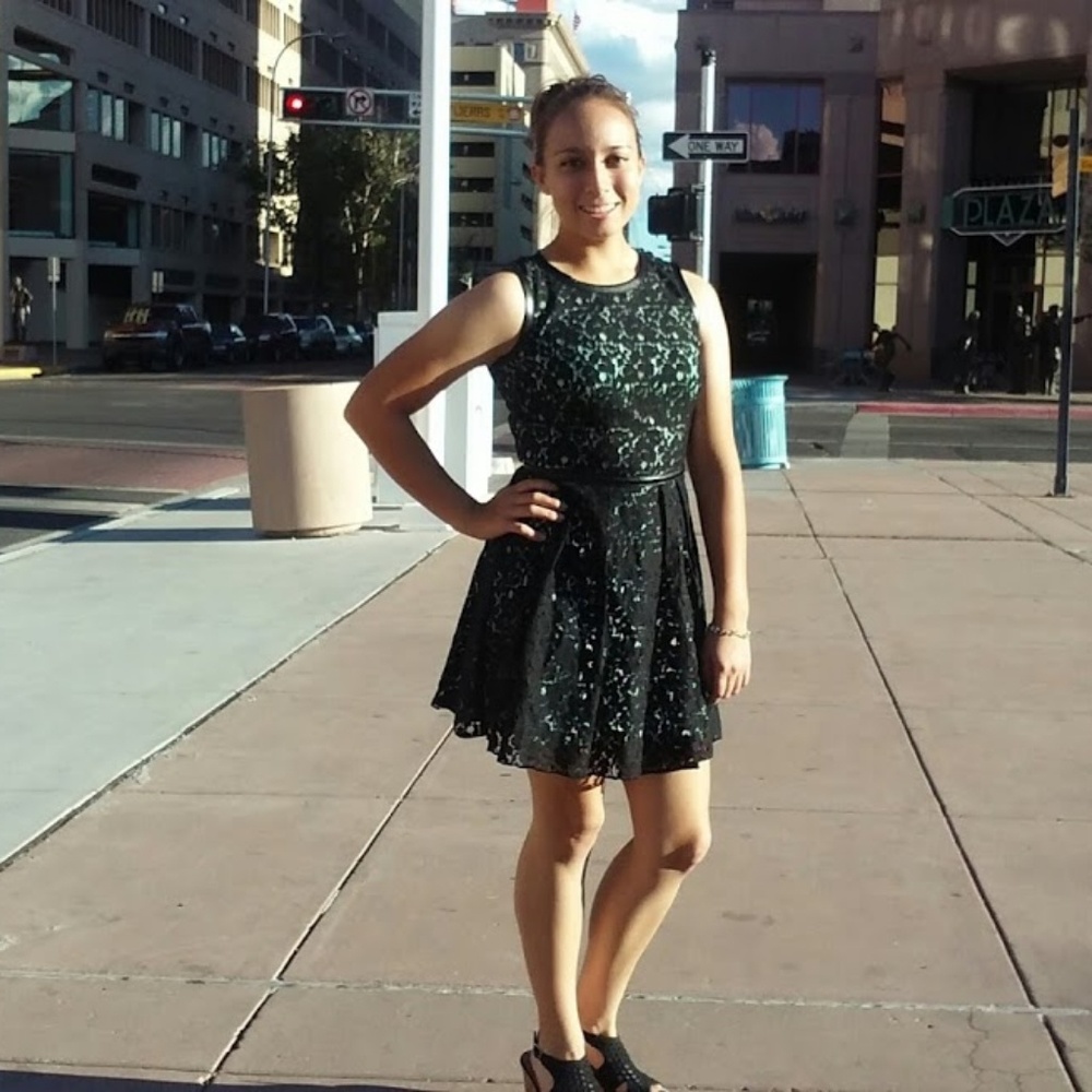 Meet your Posher, Vanessa